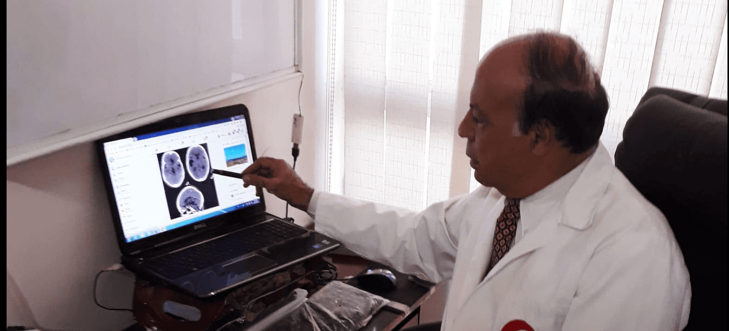 غلاف Dr. Nasri Muallem الدكتور نصري معلم